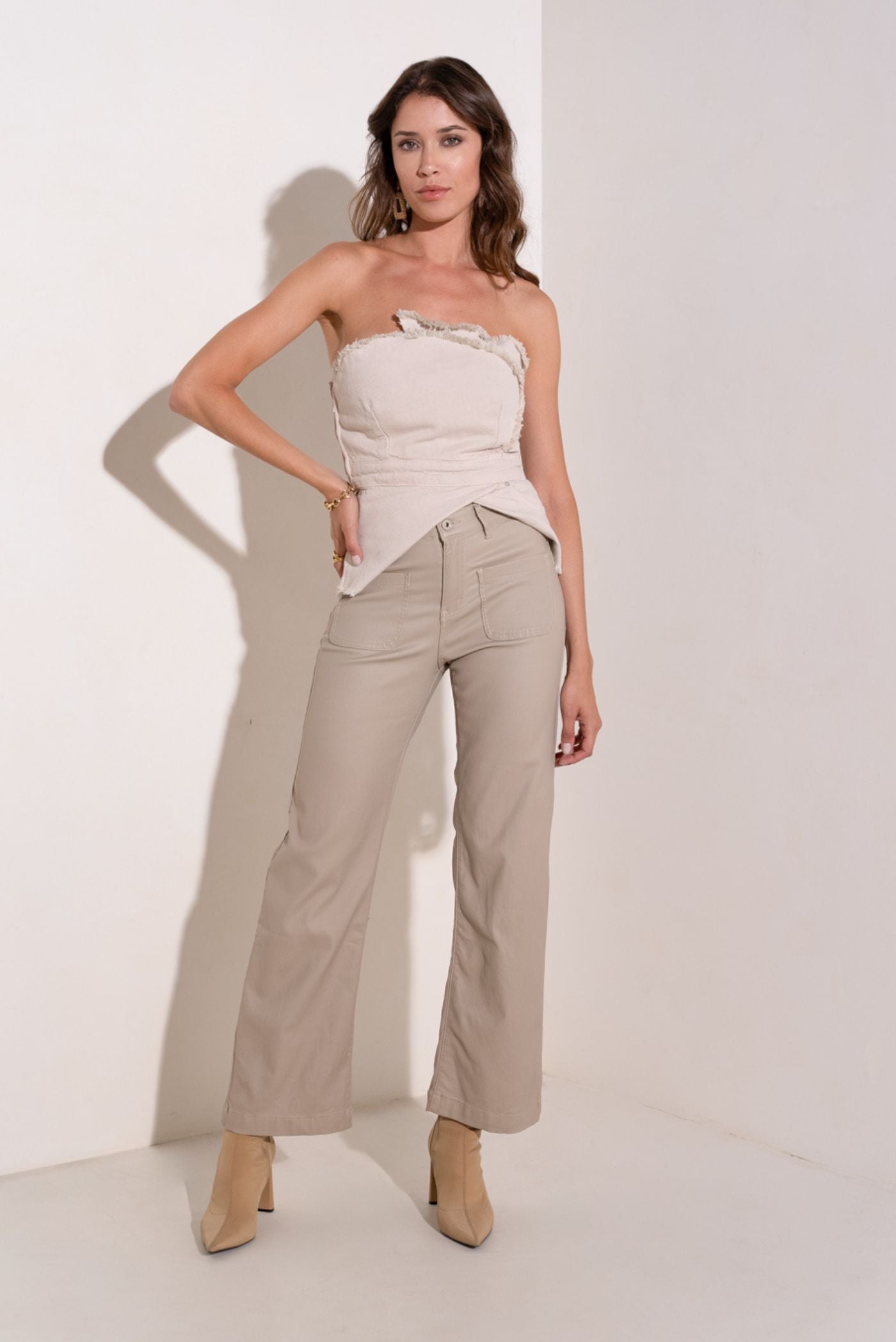 Pantalon enduit outlet beige