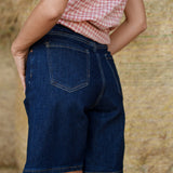 Short Andrea